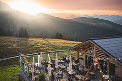 Sonnenuntergang über der Eggli Lounge